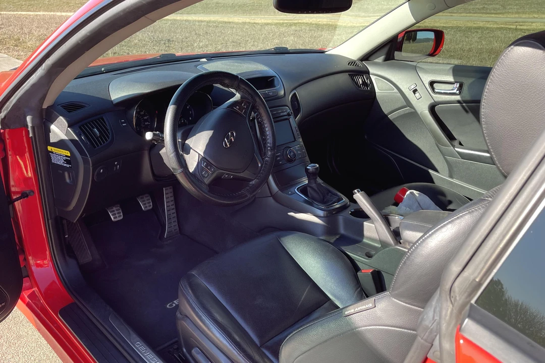 2012 Hyundai Genesis Coupe - Image 29 of 29