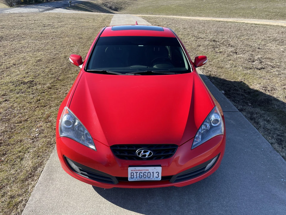 2012 Hyundai Genesis Coupe - Image 6 of 29