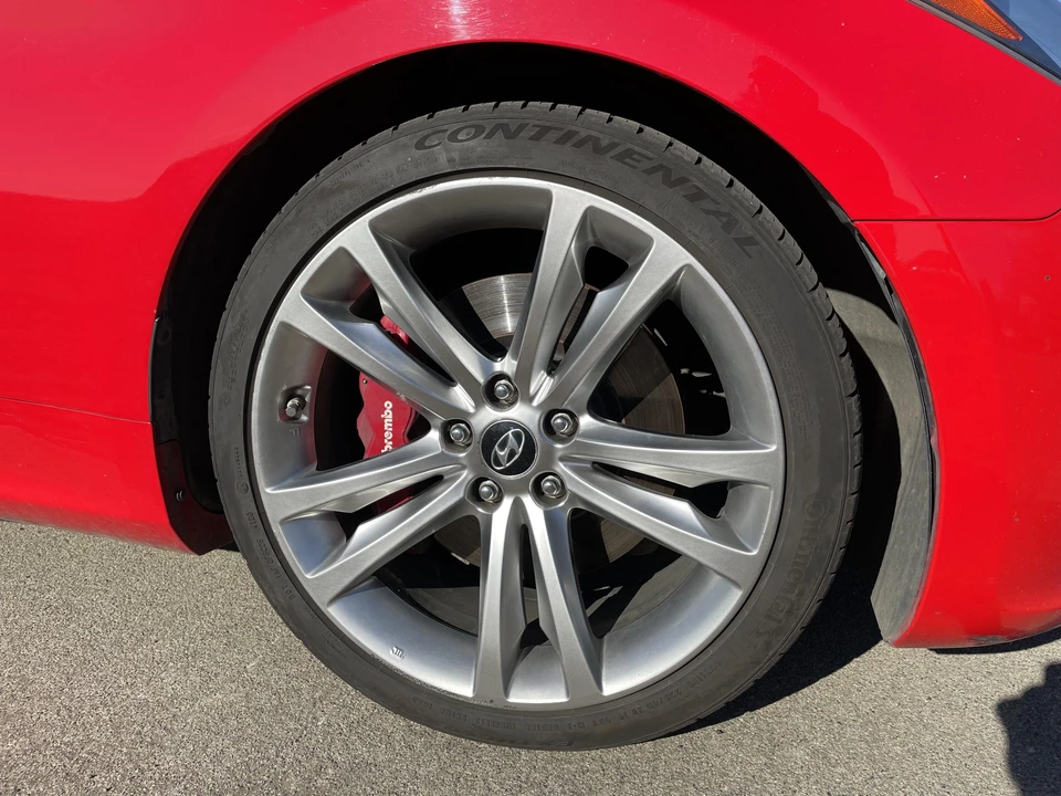 2012 Hyundai Genesis Coupe - Image 28 of 29