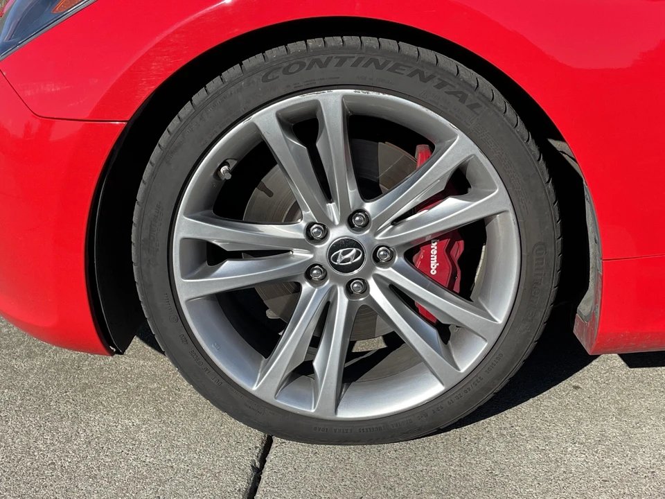 2012 Hyundai Genesis Coupe - Image 25 of 29