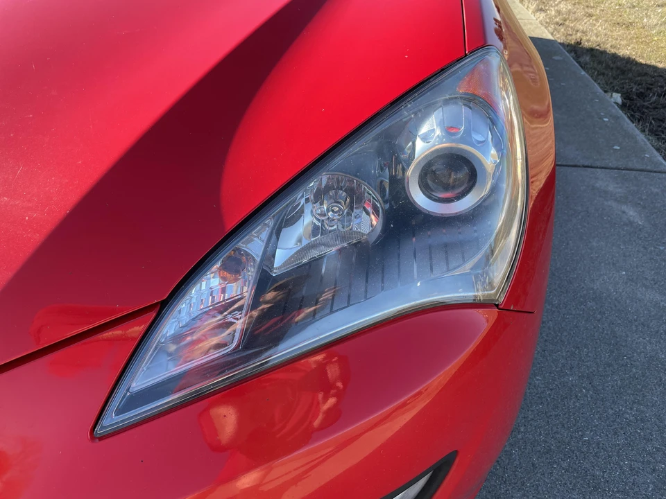 2012 Hyundai Genesis Coupe - Image 19 of 29