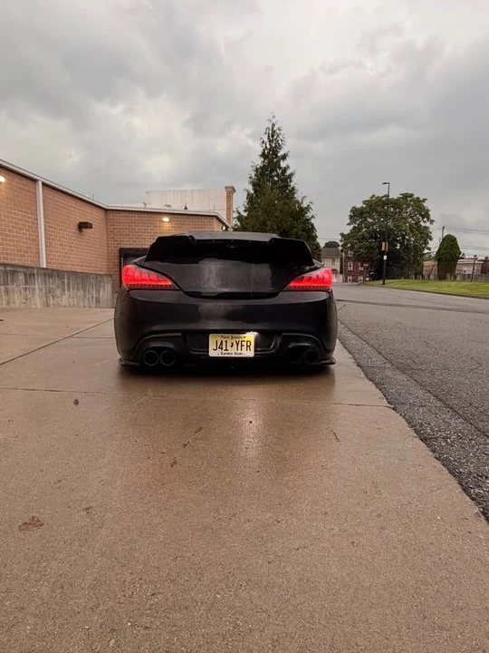 2012 Hyundai Genesis Coupe - Image 6 of 13