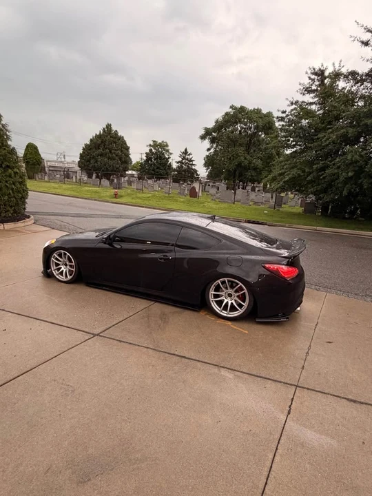 2012 Hyundai Genesis Coupe - Image 4 of 13
