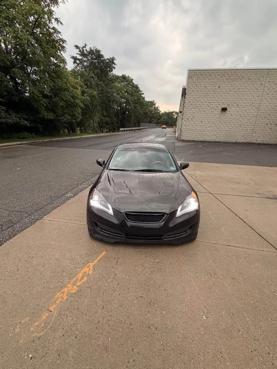 2012 Hyundai Genesis Coupe - Image 11 of 13