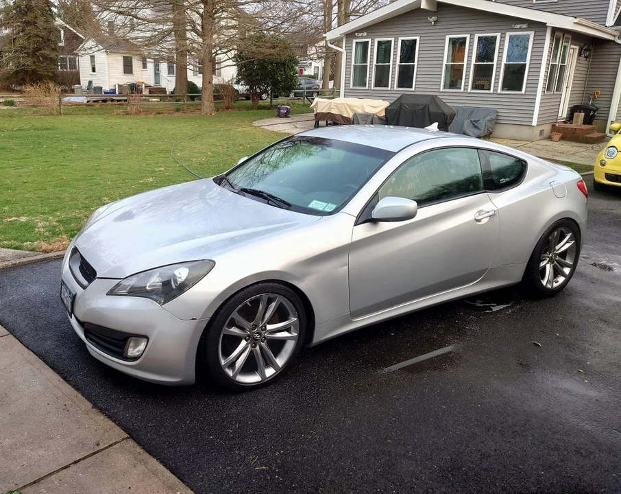 2012 Hyundai Genesis Coupe - Image 3 of 16