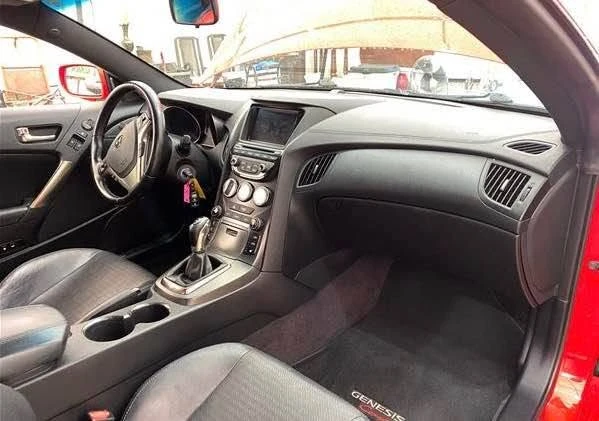 2012 Hyundai Genesis Coupe - Image 6 of 13