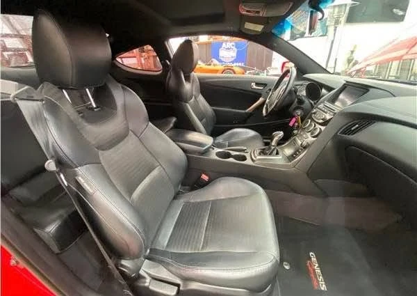 2012 Hyundai Genesis Coupe - Image 9 of 13