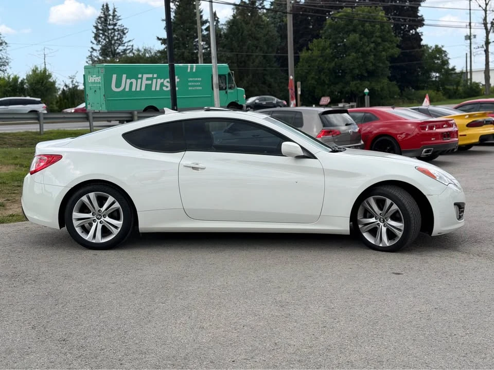 2012 Hyundai Genesis Coupe - Image 8 of 20