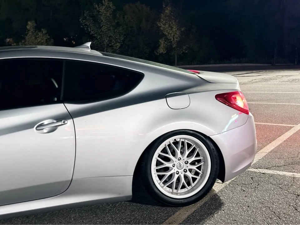 2012 Hyundai Genesis Coupe - Image 7 of 7