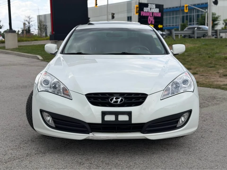 2012 Hyundai Genesis Coupe - Image 9 of 20