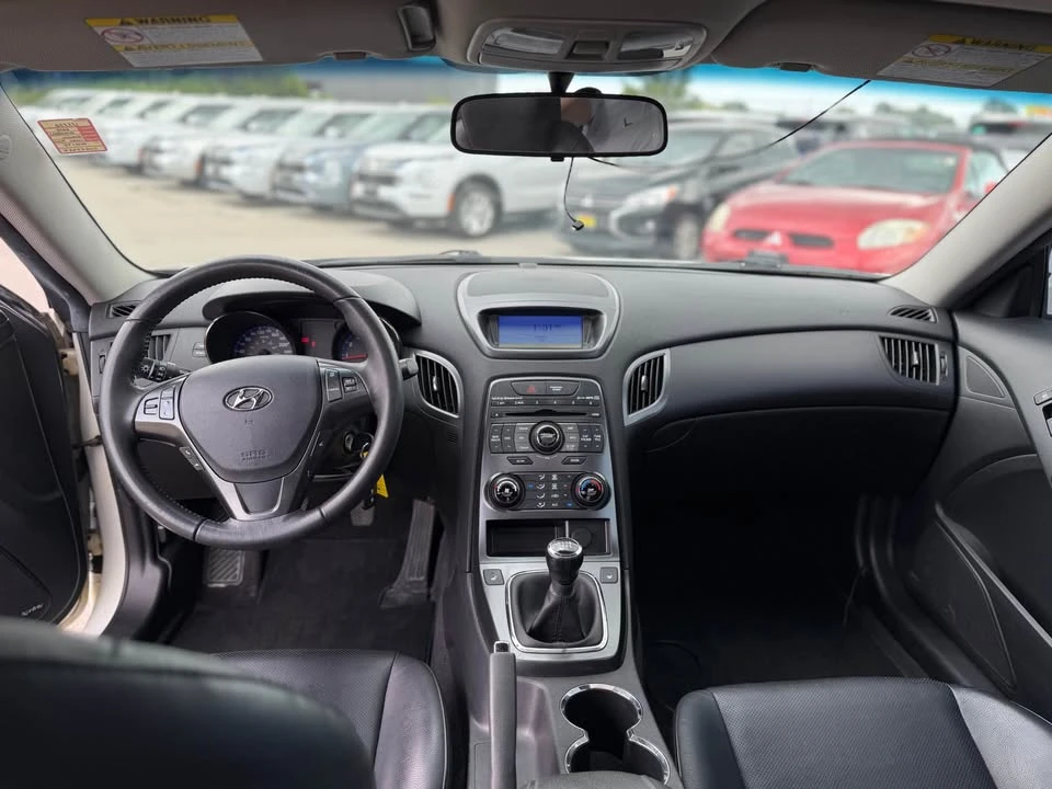 2012 Hyundai Genesis Coupe - Image 13 of 20