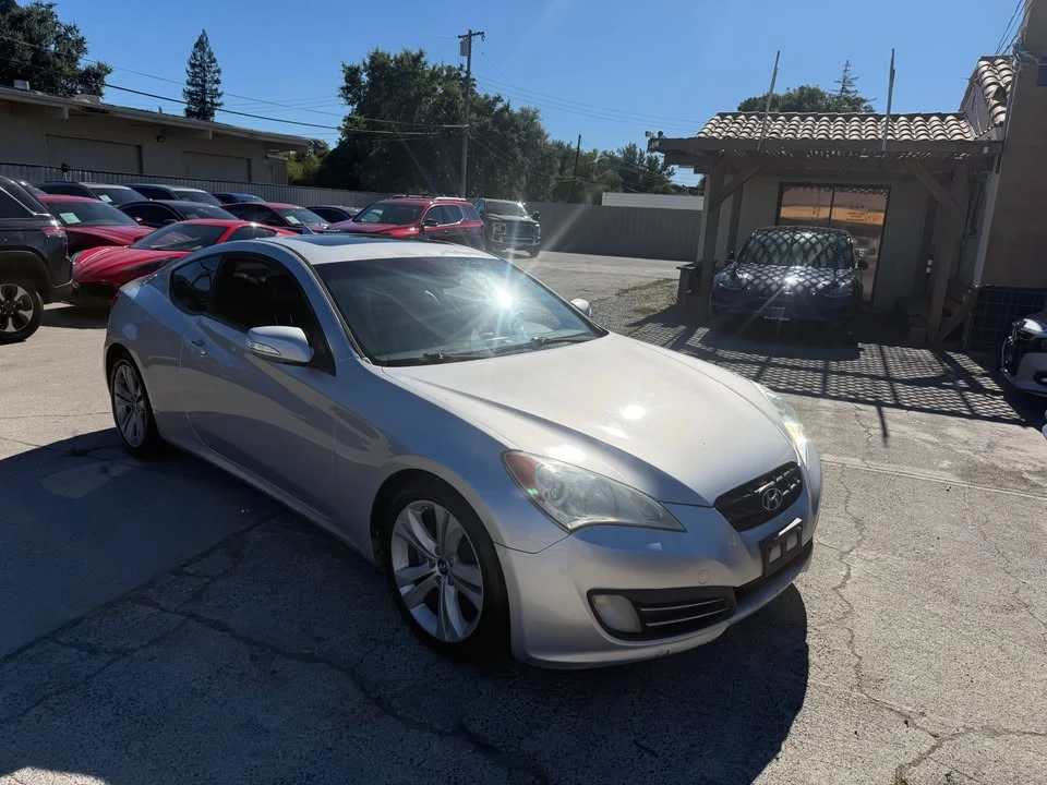 2012 Hyundai Genesis Coupe - Image 5 of 20