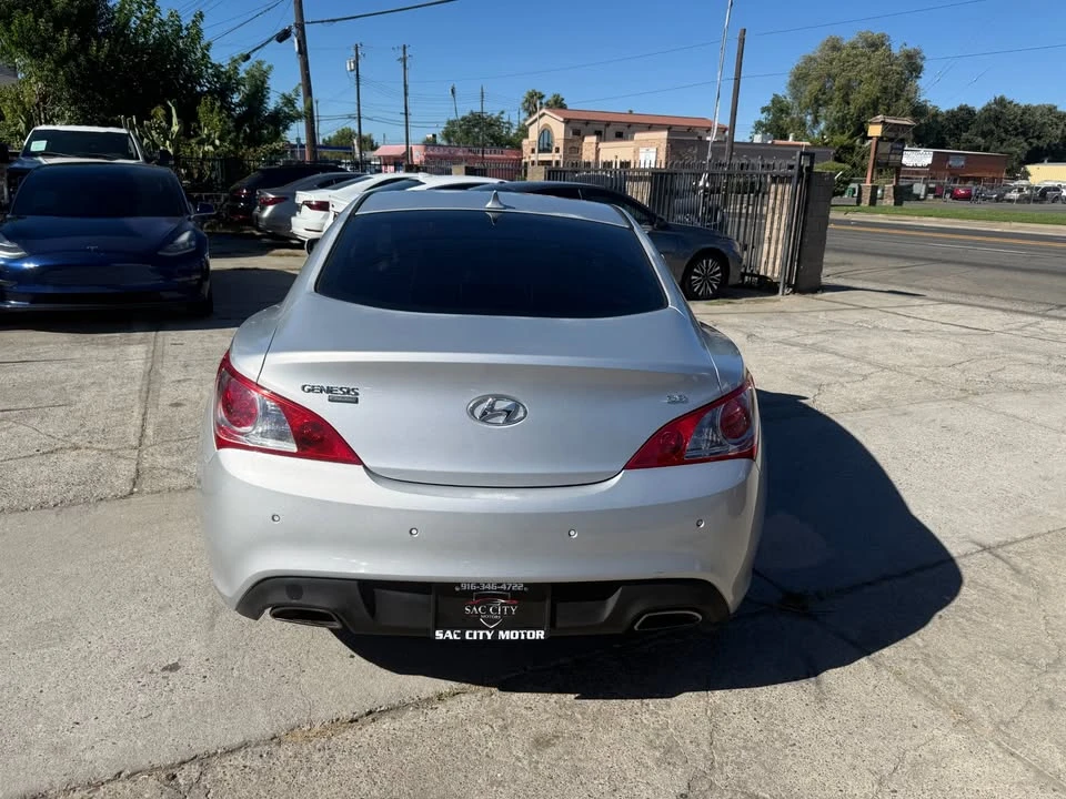 2012 Hyundai Genesis Coupe - Image 8 of 20