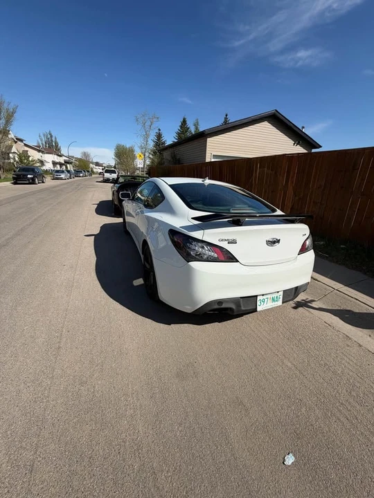 2012 Hyundai Genesis Coupe - Image 6 of 6