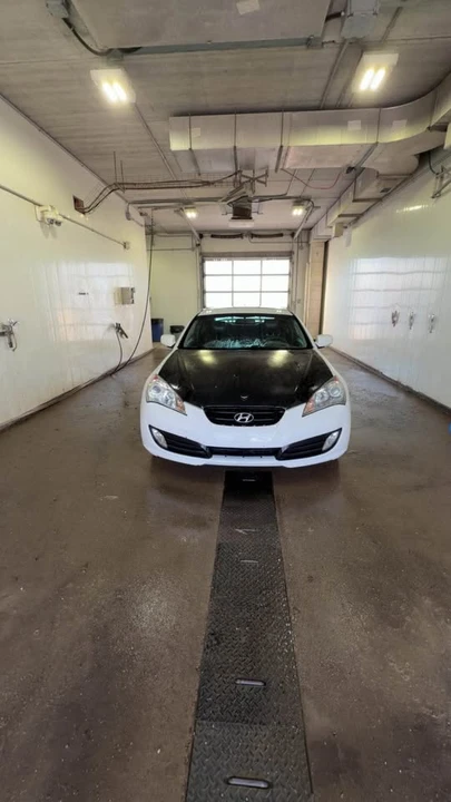 2012 Hyundai Genesis Coupe - Image 5 of 6