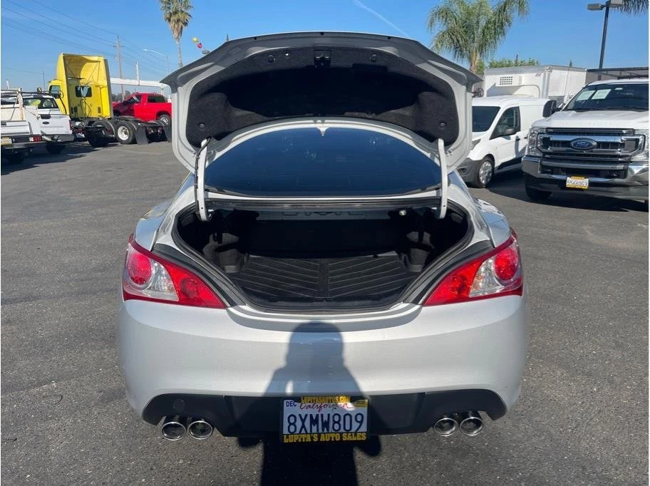 2012 Hyundai Genesis Coupe - Image 11 of 20