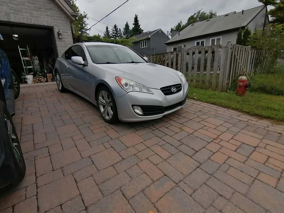 2012 Hyundai Genesis Coupe - Image 2 of 11