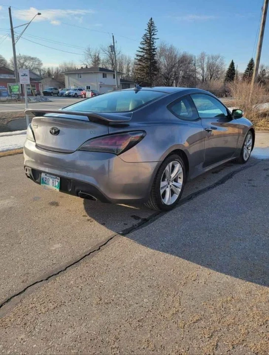 2012 Hyundai Genesis Coupe - Image 3 of 9