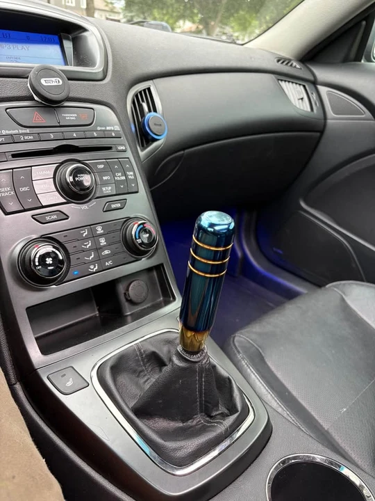 2012 Hyundai Genesis Coupe - Image 7 of 8