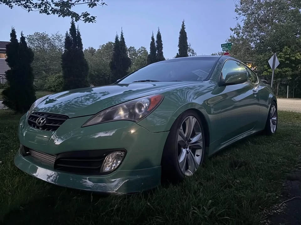 2012 Hyundai Genesis Coupe - Image 7 of 11