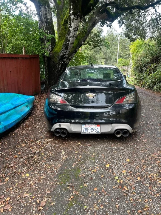 2012 Hyundai Genesis Coupe - Image 6 of 12