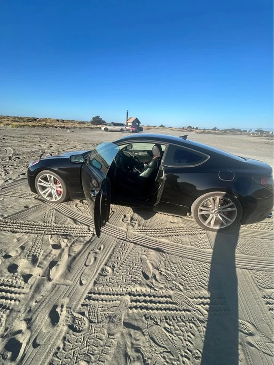 2012 Hyundai Genesis Coupe - Image 11 of 12