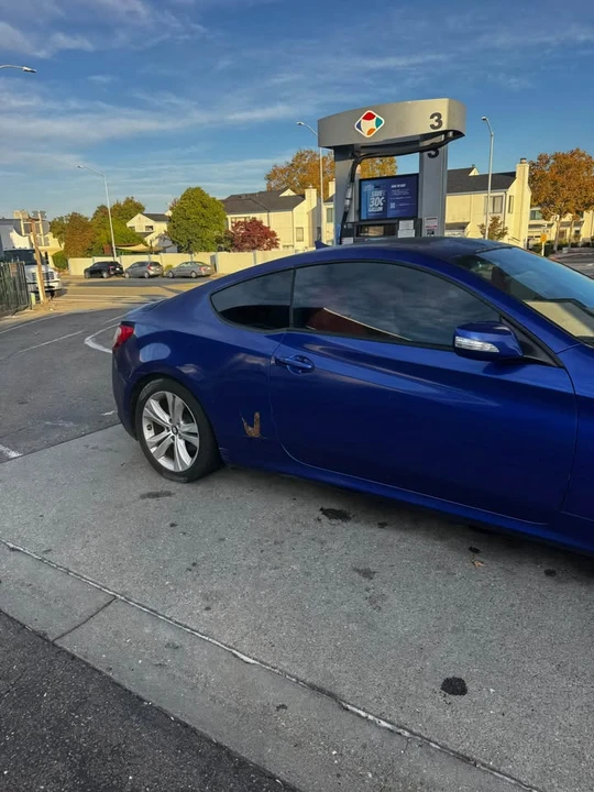 2012 Hyundai Genesis Coupe - Image 3 of 10