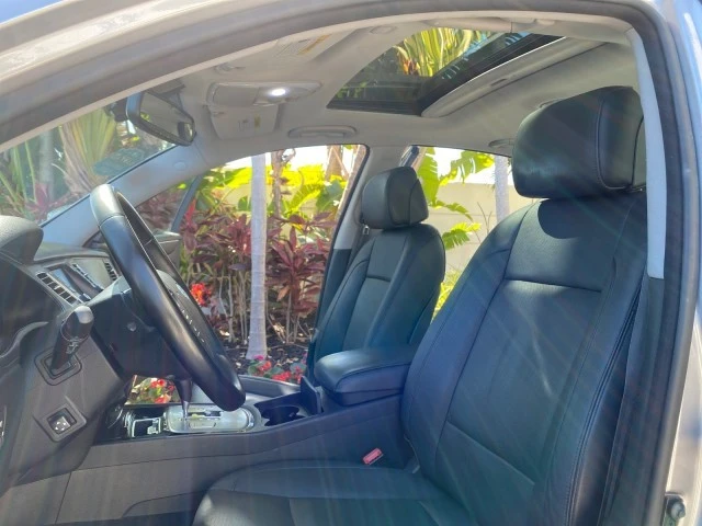 2012 Hyundai Genesis - Image 11 of 22