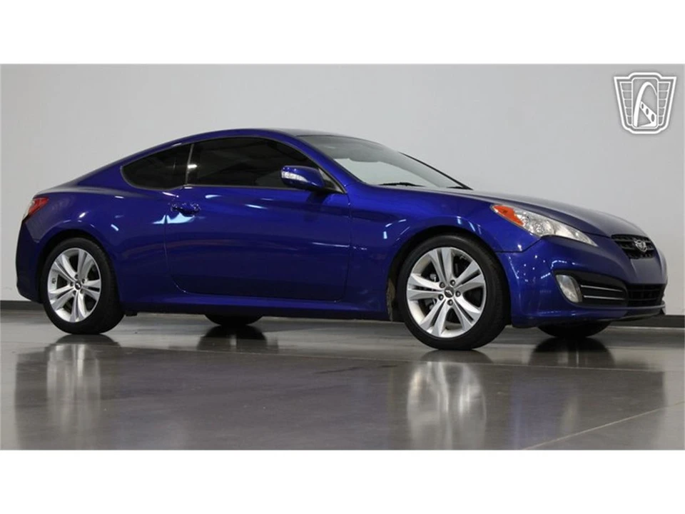 2012 Hyundai Genesis - Image 22 of 31