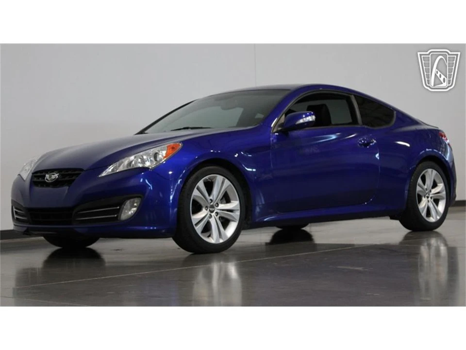 2012 Hyundai Genesis - Image 28 of 31