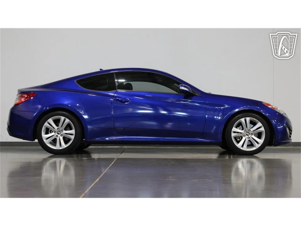 2012 Hyundai Genesis - Image 23 of 31
