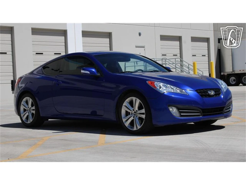 2012 Hyundai Genesis - Image 4 of 31