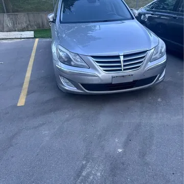 2012 Hyundai Genesis