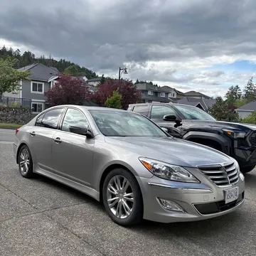 2012 Hyundai Genesis