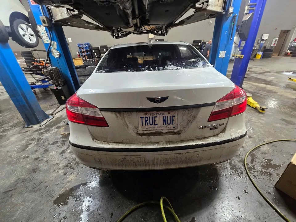 2012 Hyundai Genesis - Image 4 of 7