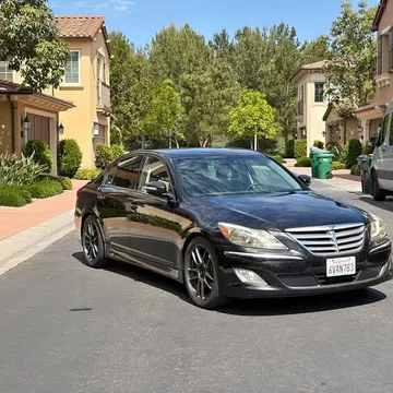 2012 Hyundai Genesis Sedan R-Spec 5.0
