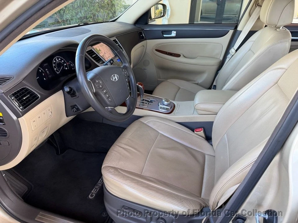 2012 Hyundai Genesis - Image 7 of 12