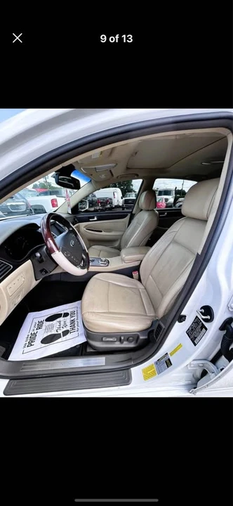 2012 Hyundai Genesis - Image 4 of 9