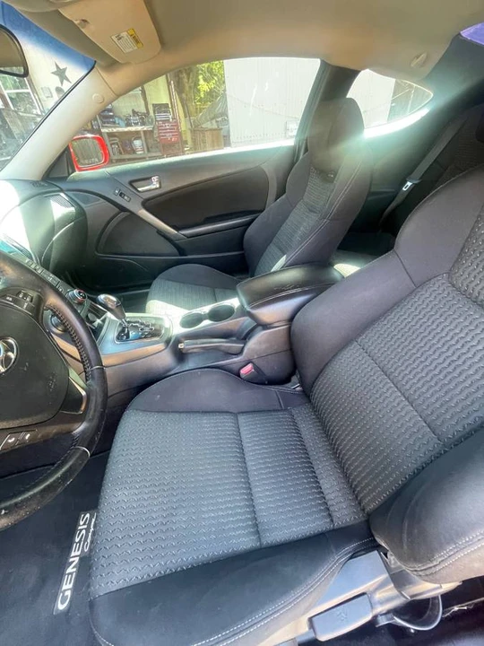 2012 Hyundai Genesis Coupe - Image 6 of 11