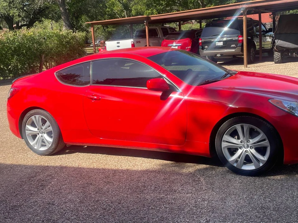 2012 Hyundai Genesis Coupe - Image 2 of 11
