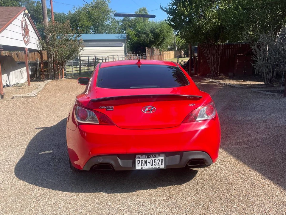 2012 Hyundai Genesis Coupe - Image 3 of 11