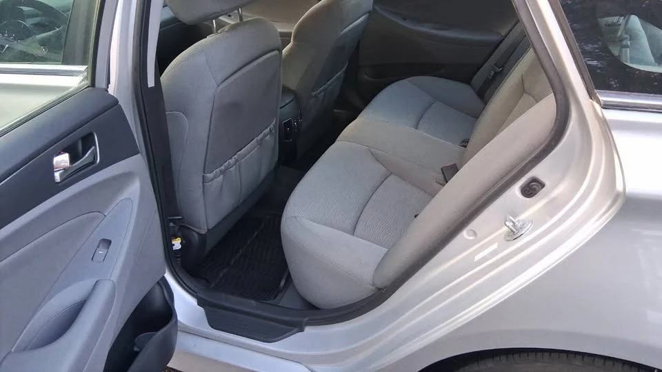 2012 Hyundai Sonata - Image 14 of 16