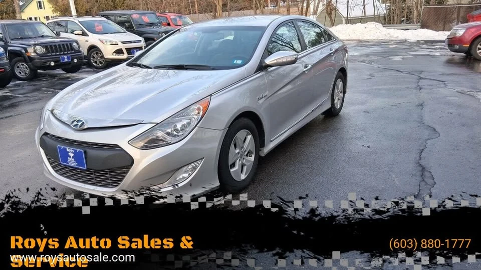 2012 Hyundai Sonata - Image 4 of 16
