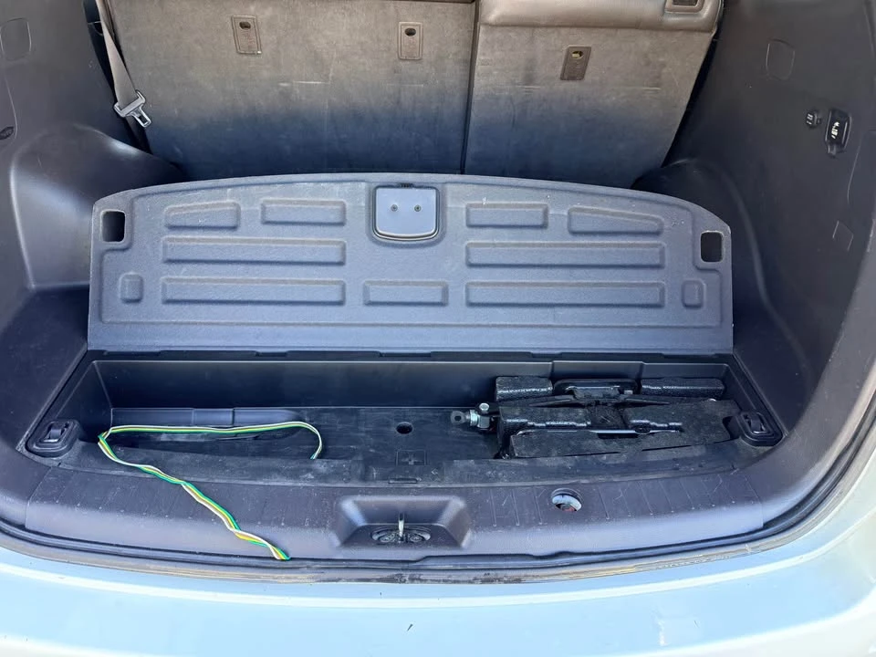 2012 Hyundai Santa Fe - Image 18 of 20