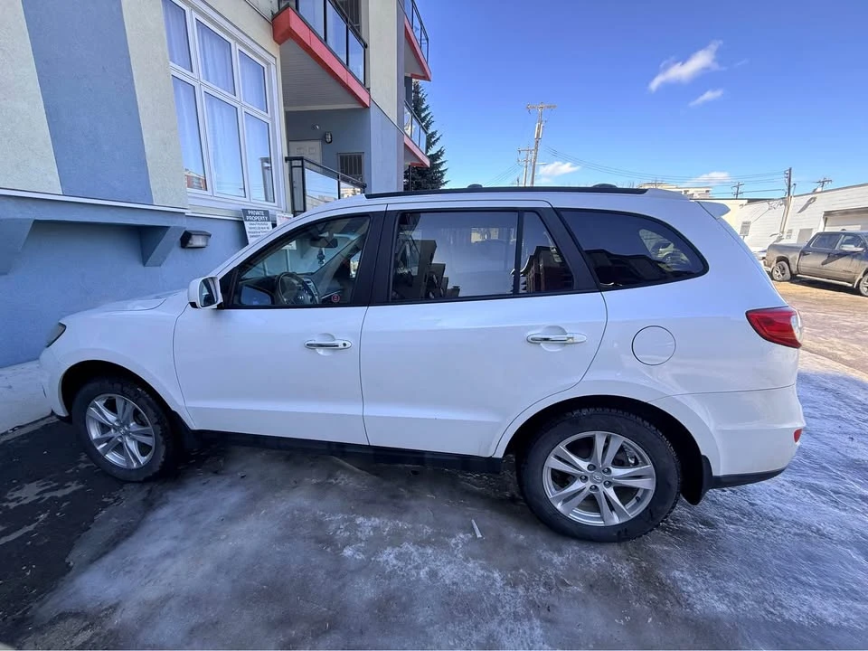 2012 Hyundai Santa Fe - Image 20 of 20