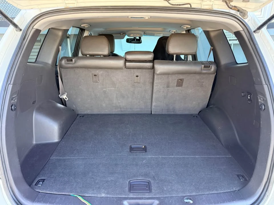 2012 Hyundai Santa Fe - Image 17 of 20
