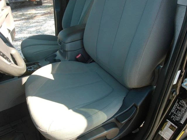 2012 Hyundai Santa Fe - Image 14 of 21