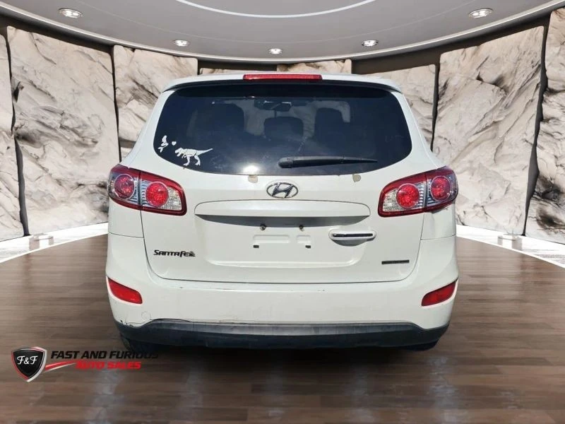 2012 Hyundai Santa Fe - Image 7 of 12