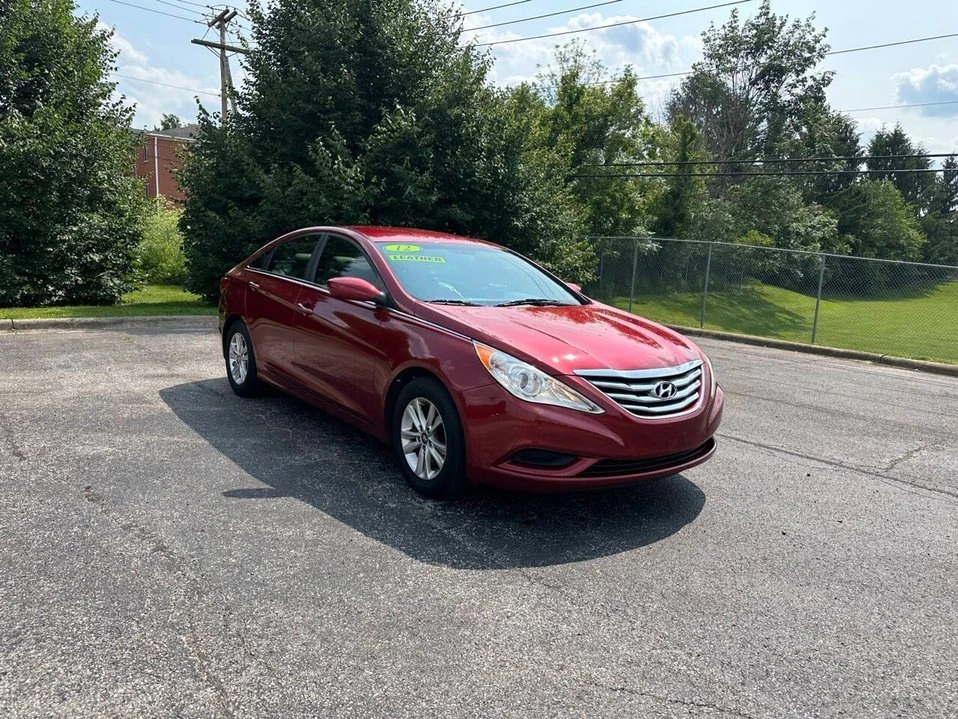 2012 Hyundai Sonata - Image 2 of 20