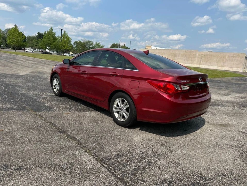 2012 Hyundai Sonata - Image 4 of 20